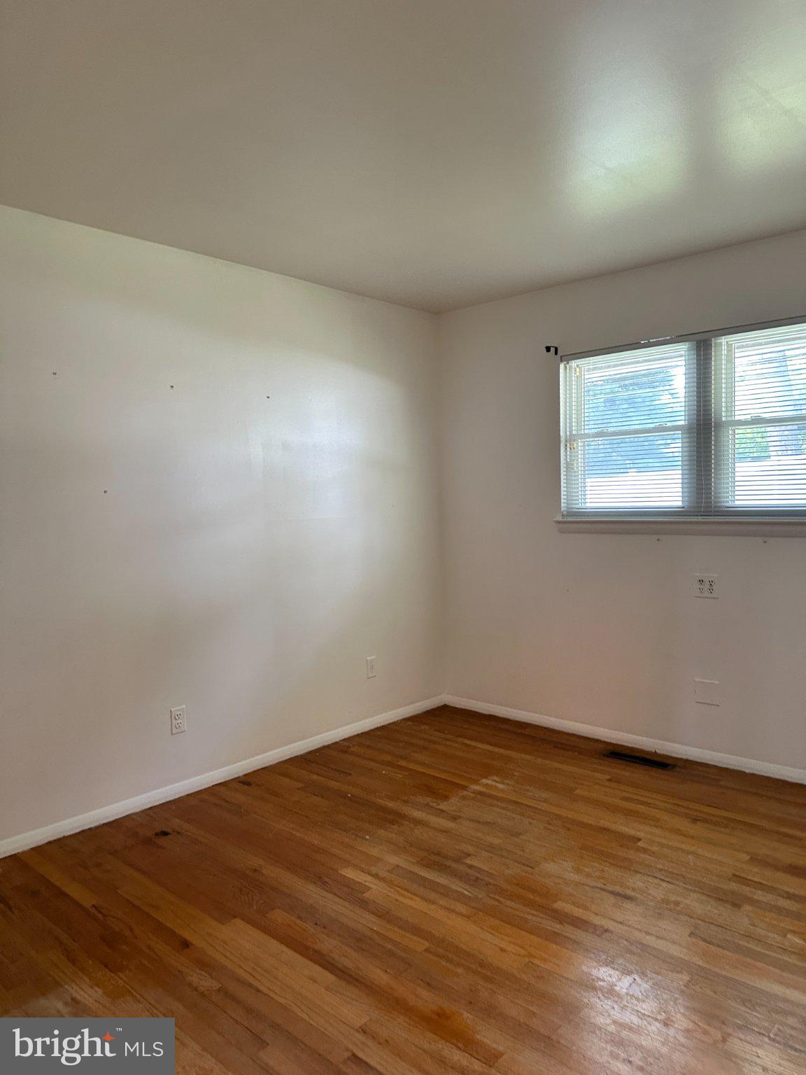 8336 Scotts Level Road Baltimore, MD 21208 - Photo 32 of 55 Bright and airy blank canvas awaits.