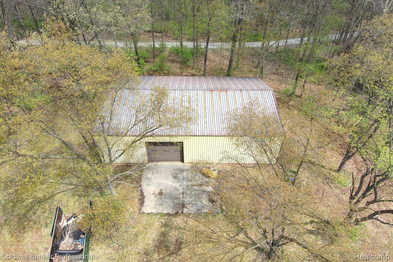 12520 Clyde Road Fenton, MI 48430 - Photo 31 of 36 Gallery Image 31