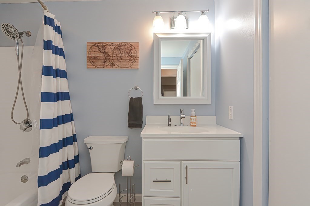 2201 Franklin Crossing Road, Unit 2201 Franklin, MA 02038 - Photo 17 of 36 Gallery Image 17