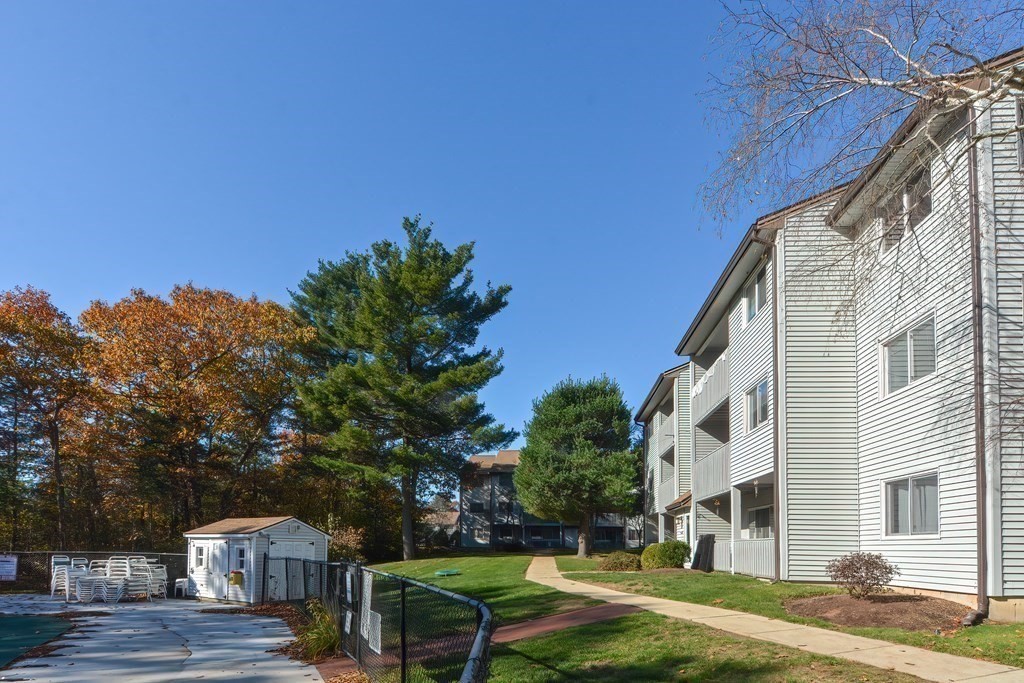 2201 Franklin Crossing Road, Unit 2201 Franklin, MA 02038 - Photo 28 of 36 Gallery Image 28