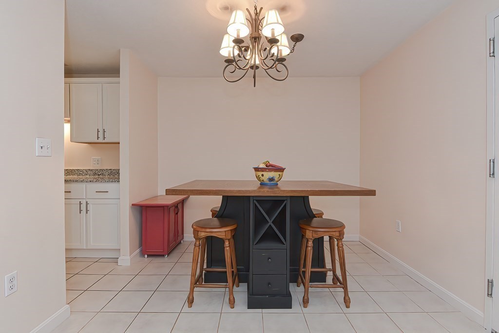 2201 Franklin Crossing Road, Unit 2201 Franklin, MA 02038 - Photo 6 of 36 Gallery Image 6