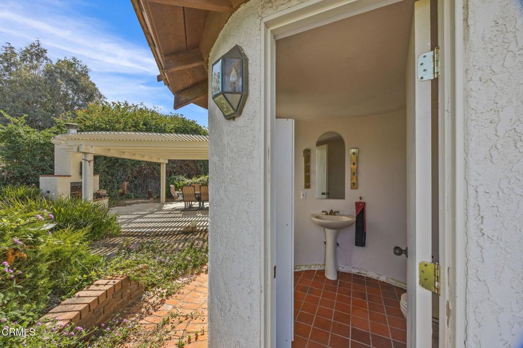 15870 Calumet Court Riverside, CA 92506 - Photo 36 of 37 15870 Calumet Court Riverside CA Pic 36