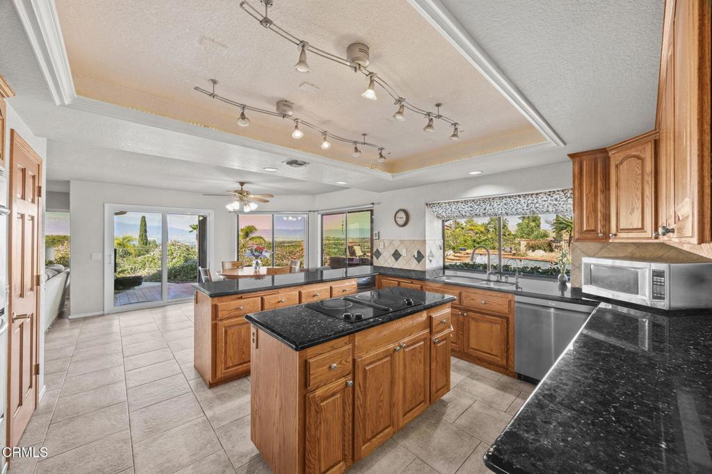 15870 Calumet Court Riverside, CA 92506 - Photo 4 of 37 15870 Calumet Court Riverside CA Pic 4