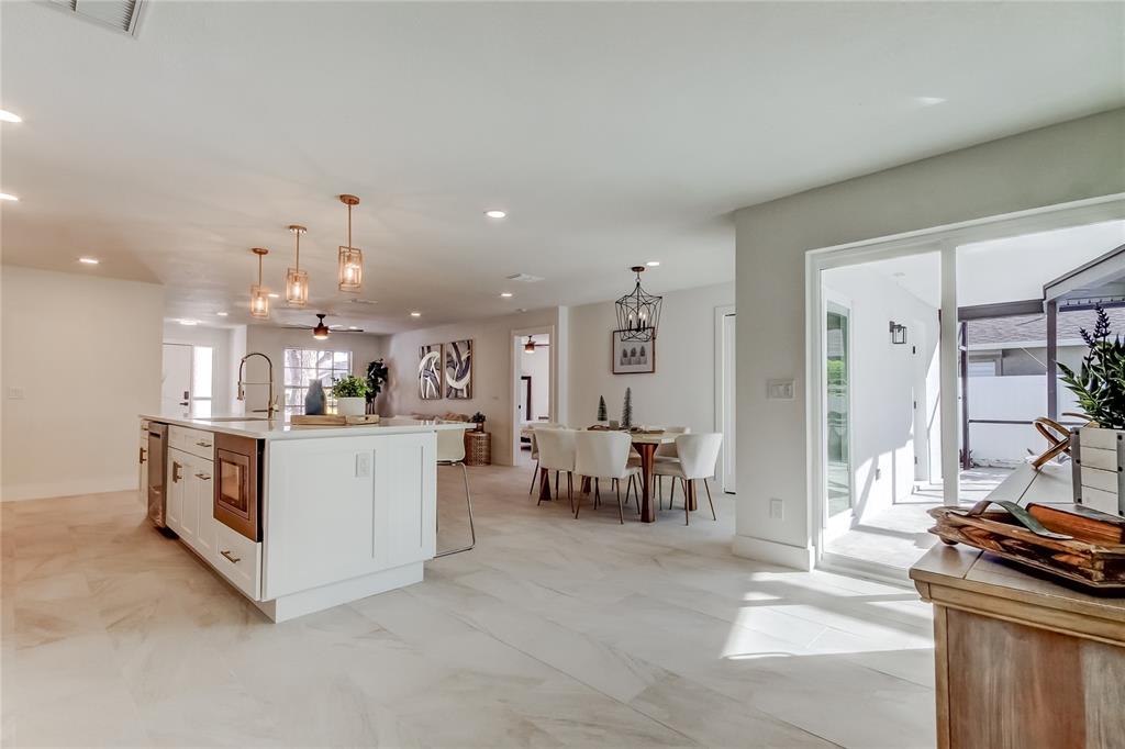 12172 Wild Acres Road Largo, FL 33773 - Photo 13 of 56 Gallery Image 13