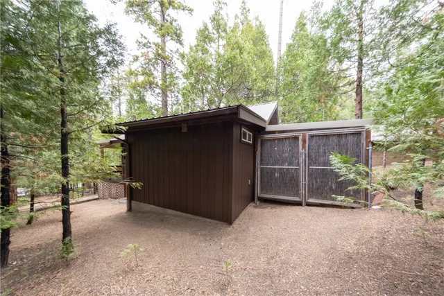 $425,000 | 54805 South South Circle, Idyllwild, CA 92549