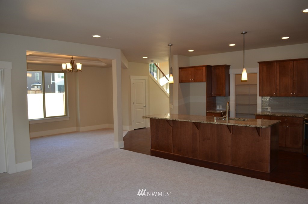 1216 South 47th Place Renton, WA 98055 - Photo 3 of 15 Gallery Image 3