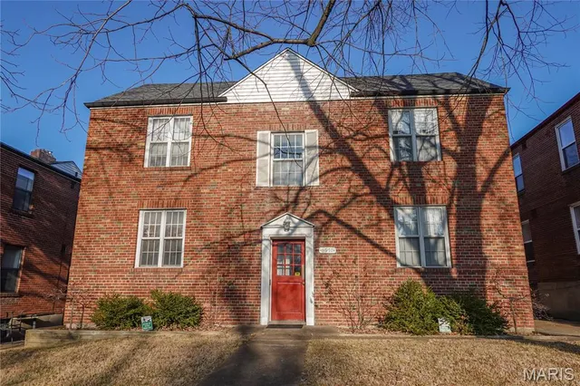 $595,000 | 6957 Chippewa Street, St. Louis, MO 63109