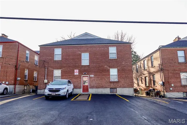 $595,000 | 6957 Chippewa Street, St. Louis, MO 63109