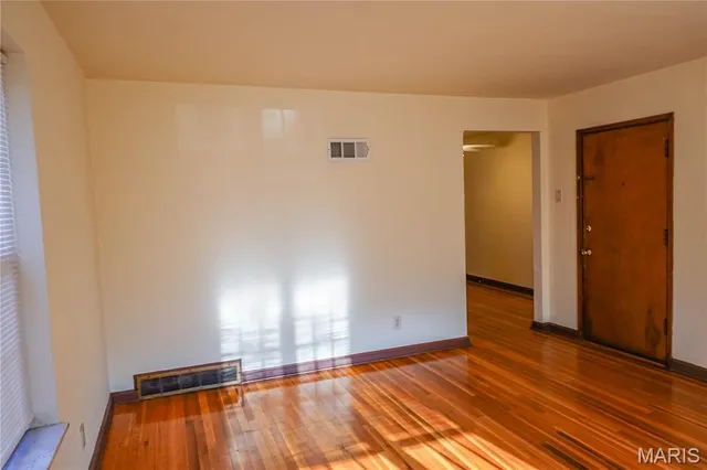 $595,000 | 6957 Chippewa Street, St. Louis, MO 63109