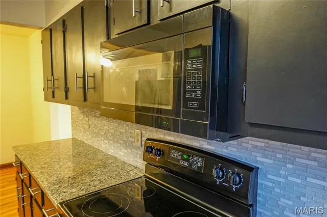 $595,000 | 6957 Chippewa Street, St. Louis, MO 63109