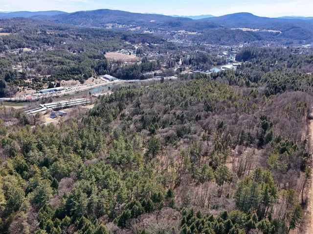 $159,000 | 595 Old Center Road, St. Johnsbury, VT 05819