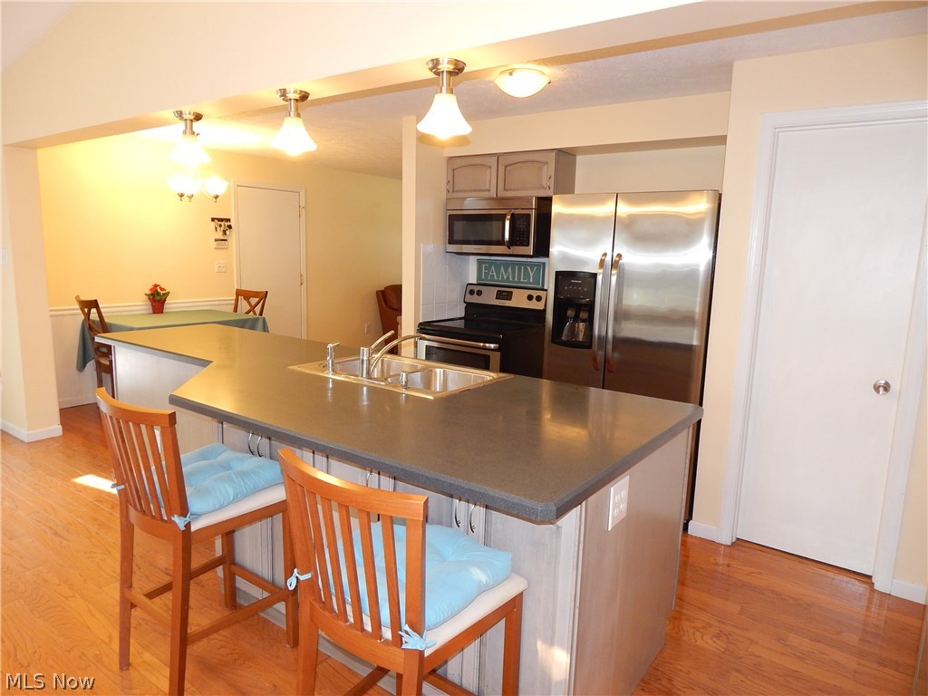 5609 Hopkins Road Mentor, OH 44060 - Photo 10 of 28 Gallery Image 10