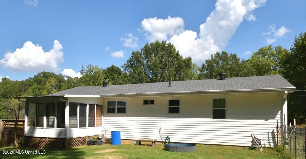 725 Shinault Road Byhalia, MS 38611 - Photo 38 of 39 Back view
