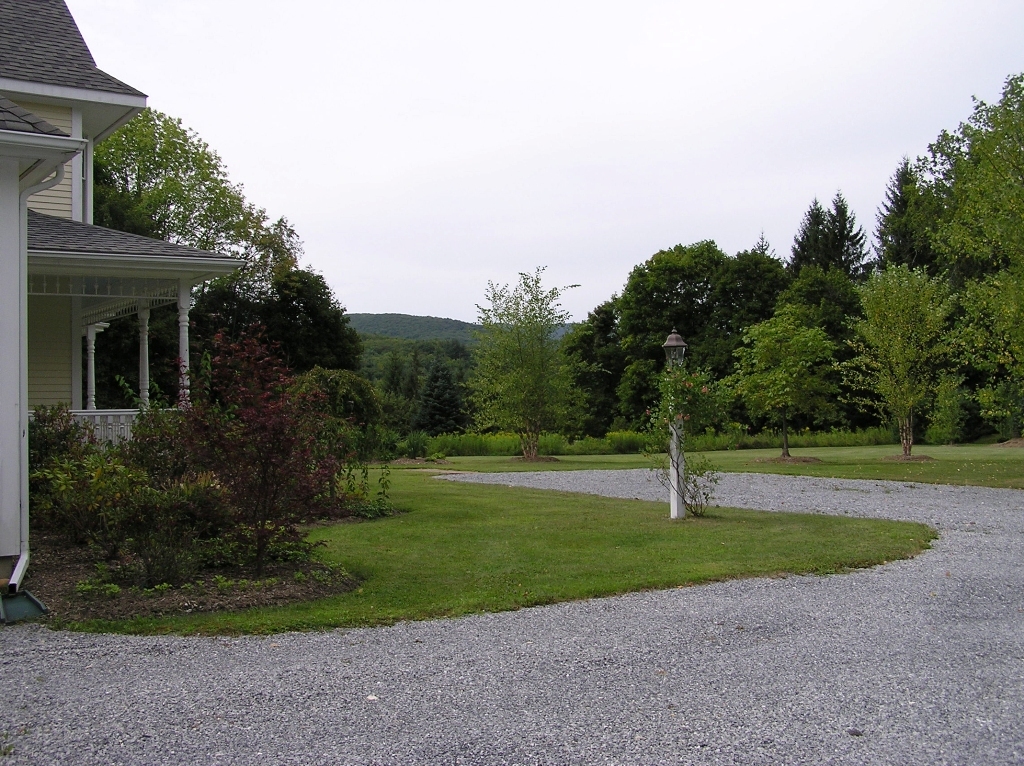 221 Ide Road Williamstown, MA 01267 - Photo 14 of 24 Driveway
