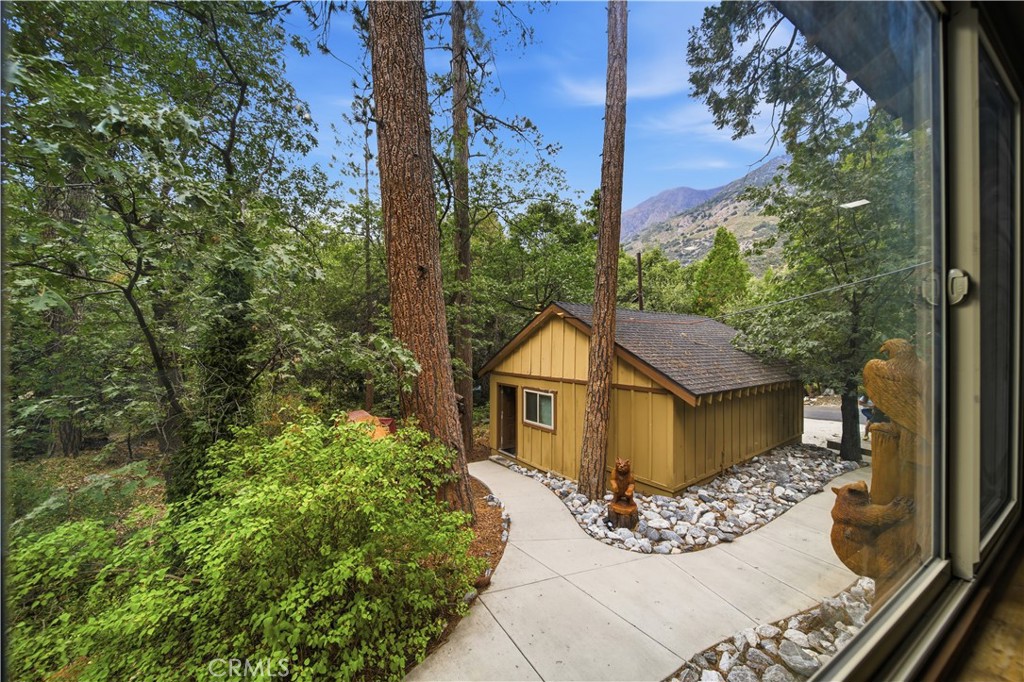 9160 Coffey Road Forest Falls, CA 92339 - Photo 29 of 37