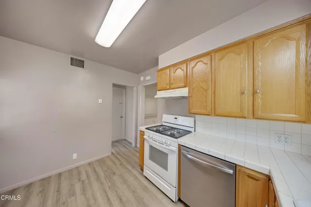 $4,900 | 631 Deodara Drive, Altadena, CA 91001