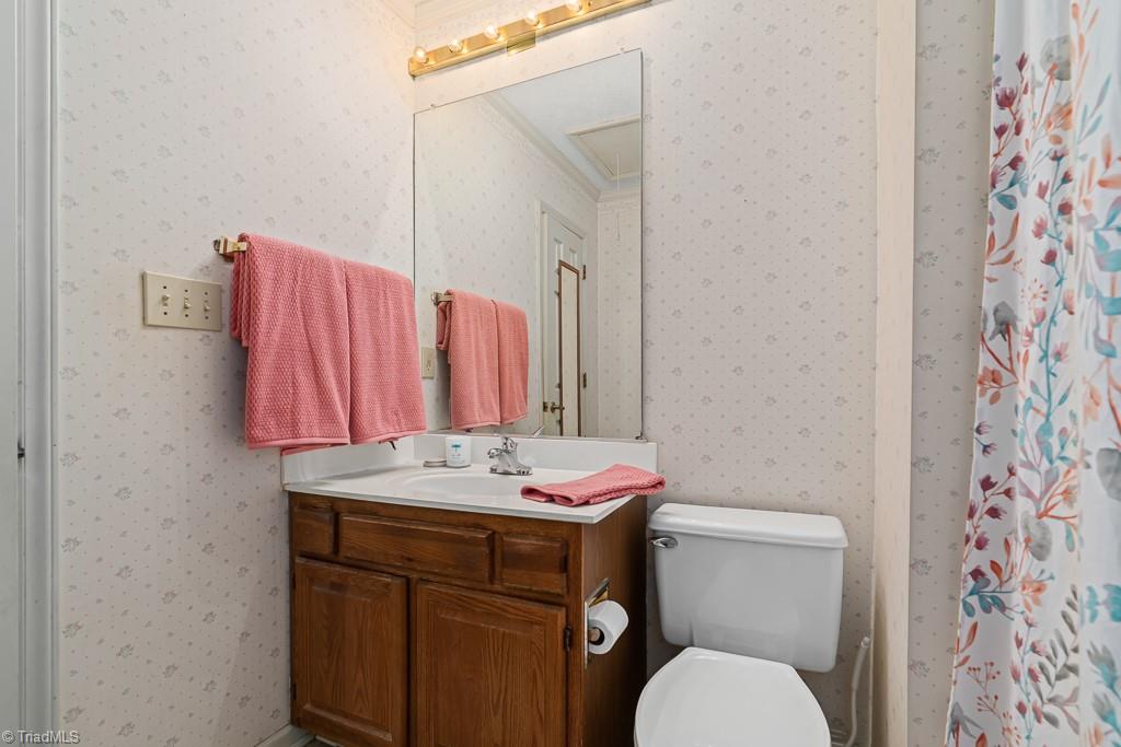 1603 Ternberry Road High Point, NC 27262 - Photo 21 of 27 Gallery Image 21