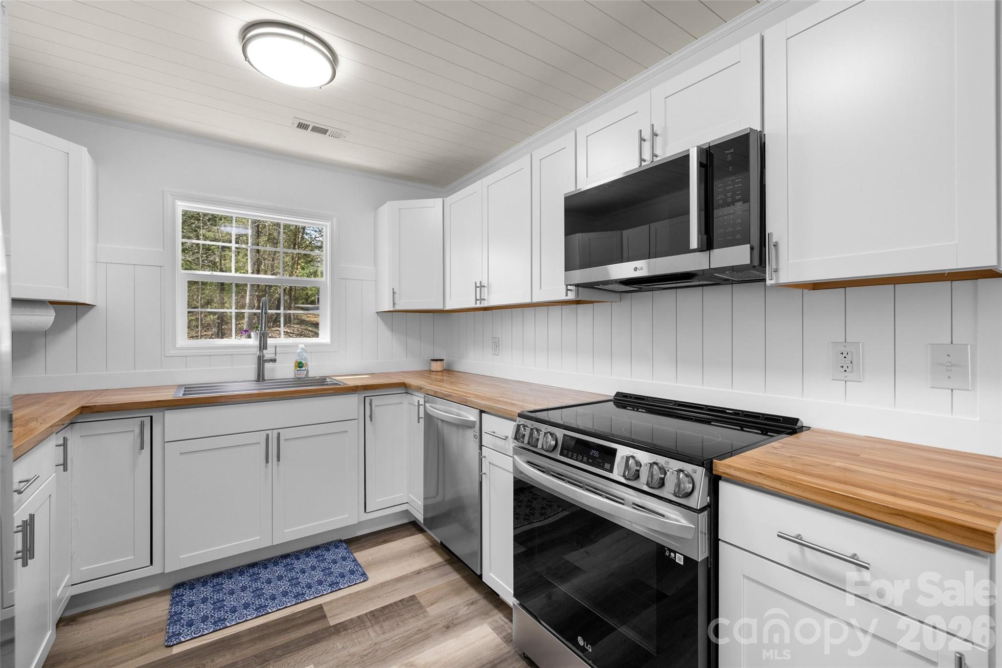 5980 Quarter Mile Road Clover, SC 29710 - Photo 6 of 39 Gallery Image 6