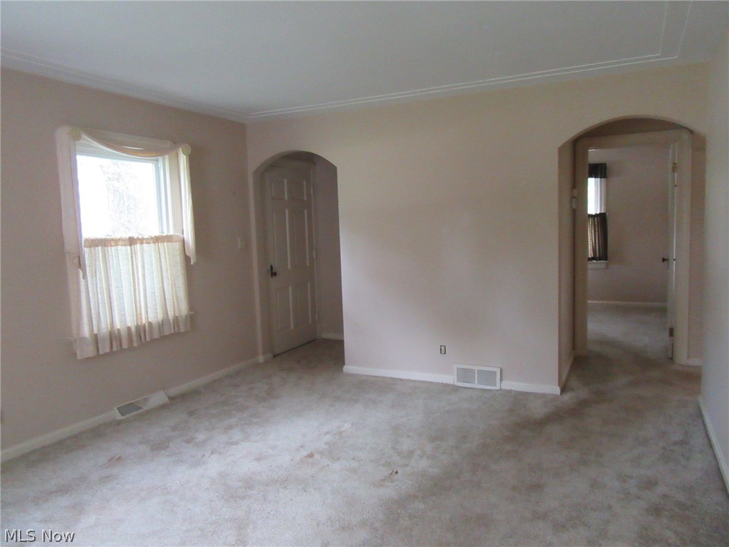 13118 Ridge Road North Royalton, OH 44133 - Photo 3 of 16