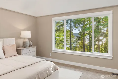 $2,184,000 | 19221 Southeast 25th Street, Sammamish, WA 98075