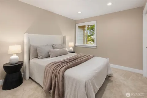 $2,184,000 | 19221 Southeast 25th Street, Sammamish, WA 98075