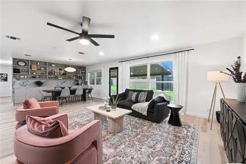 $3,350 | 6906 Lunar Drive, Austin, TX 78745