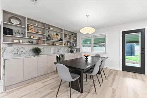 $3,350 | 6906 Lunar Drive, Austin, TX 78745