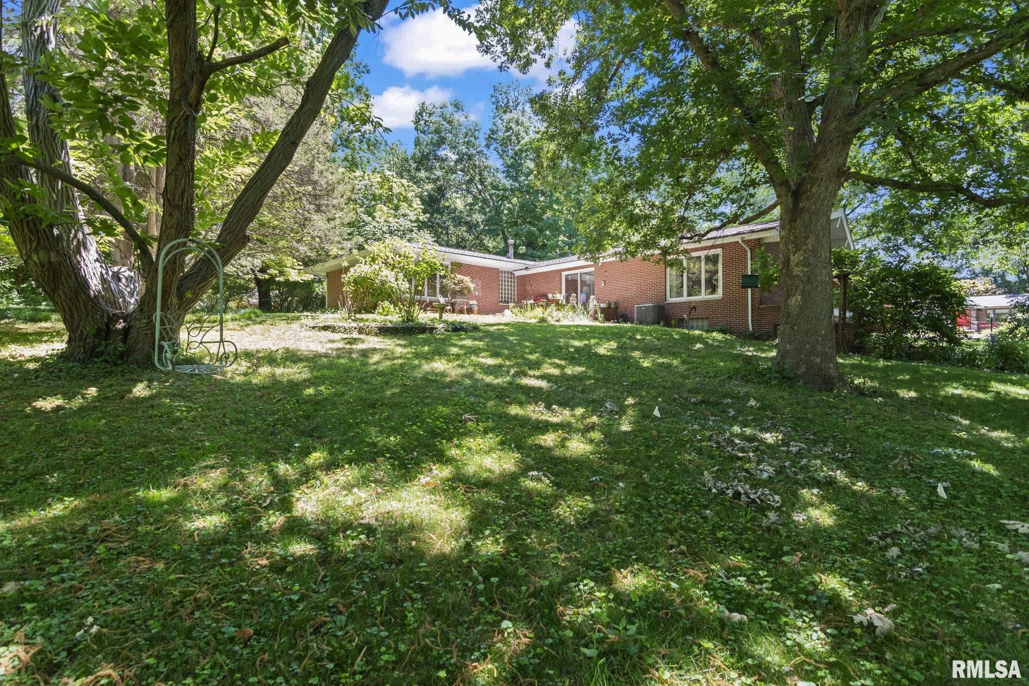 5 Whippoorwill Road Springfield, IL 62711 - Photo 4 of 40