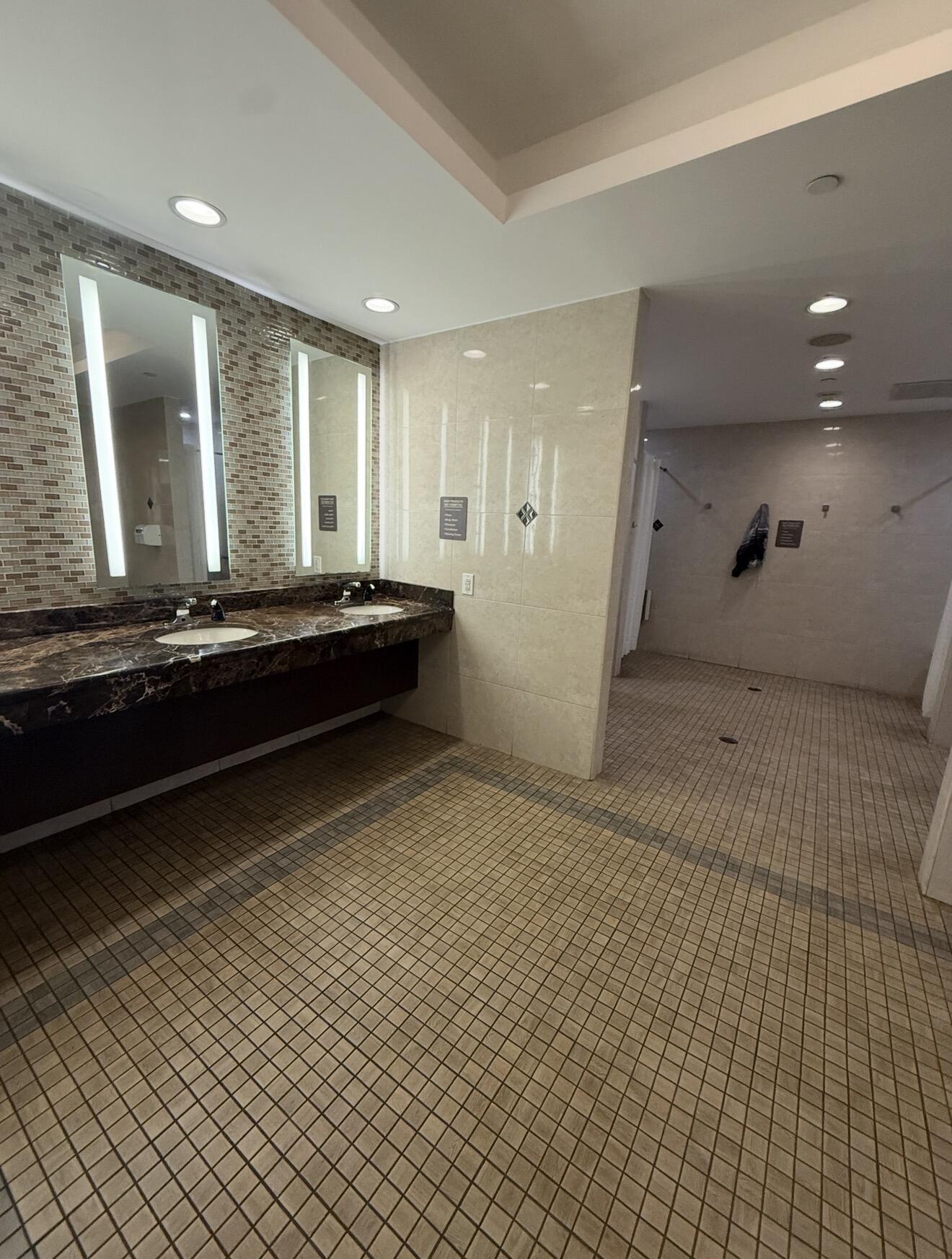 412 Brighton J Boca Raton, FL 33434 - Photo 35 of 48 IMG_5740