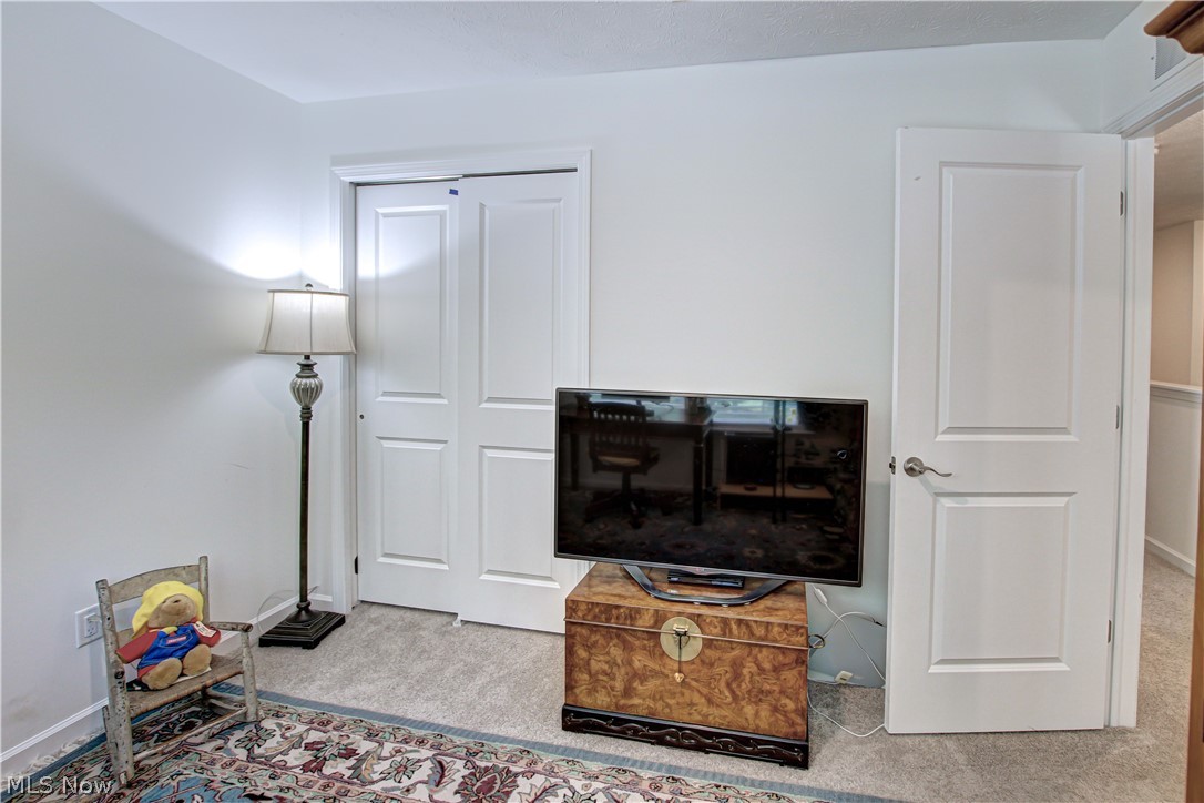 648 Diagonal Road Akron, OH 44320 - Photo 22 of 34