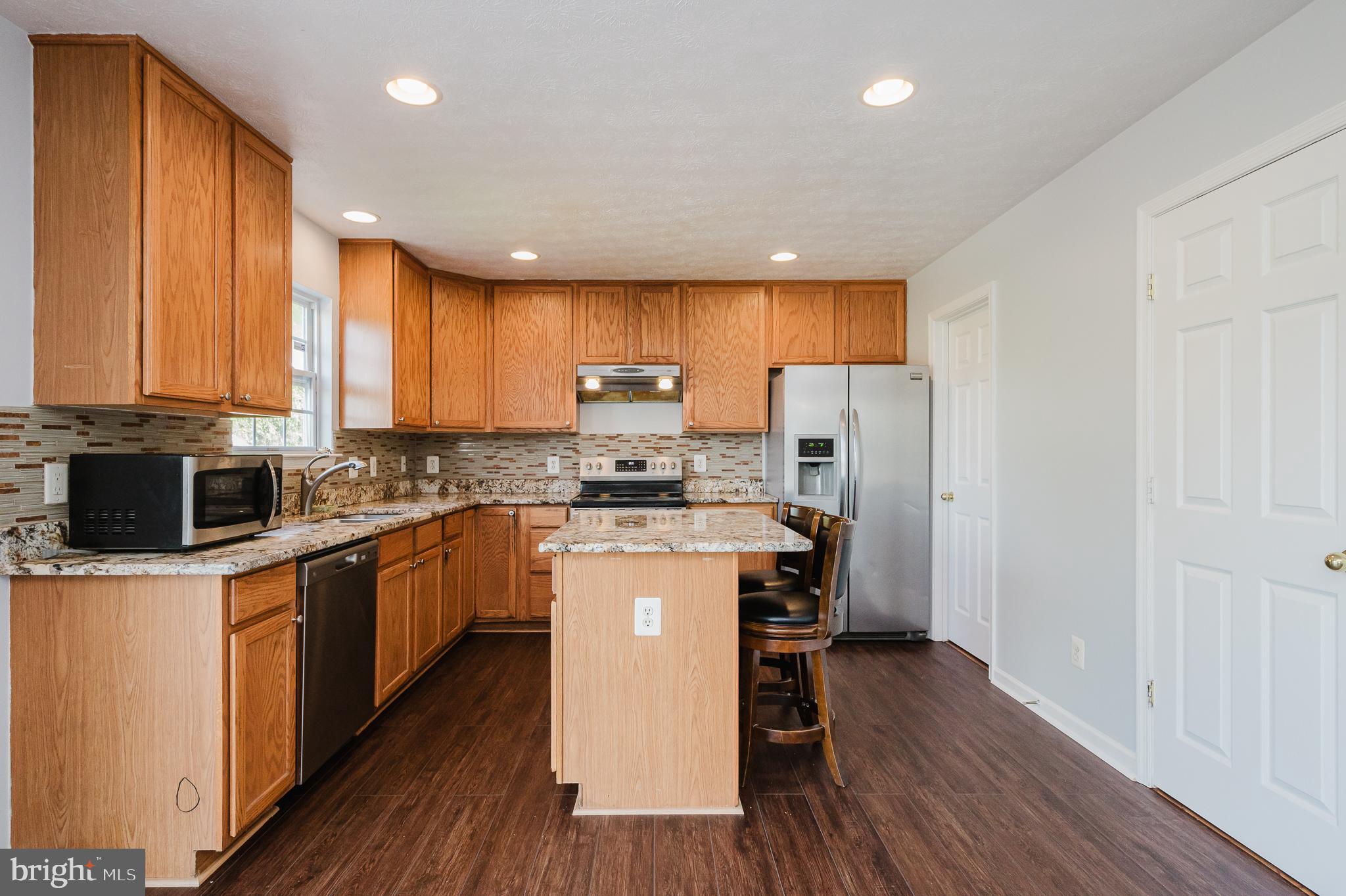 4614 Riddle Drive Nottingham, MD 21236 - Photo 14 of 54 42-Inch Cabinets
