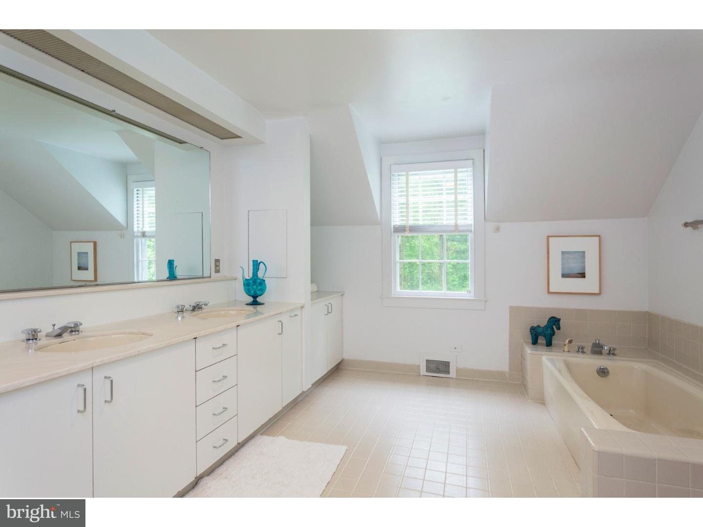100 Battle Rd Circle Princeton, NJ 08540 - Photo 18 of 25 Gallery Image 18