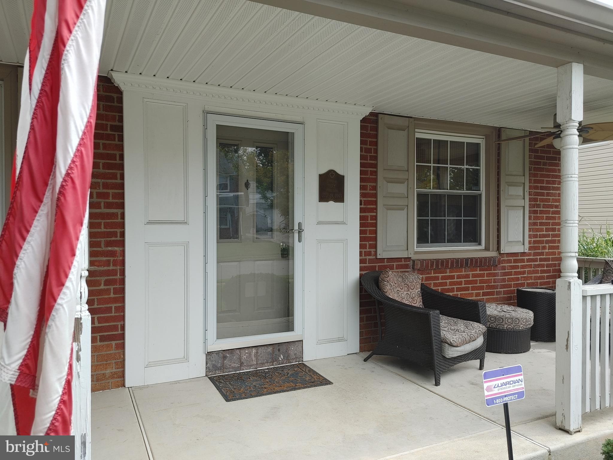 319 Avon Road Springfield, PA 19064 - Photo 4 of 38