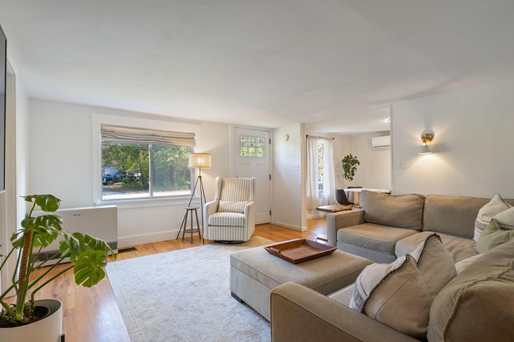 37 Boynton Road Buxton, ME 04093 - Photo 5 of 31 37_Boynton_Rd_05 - Copy (2)