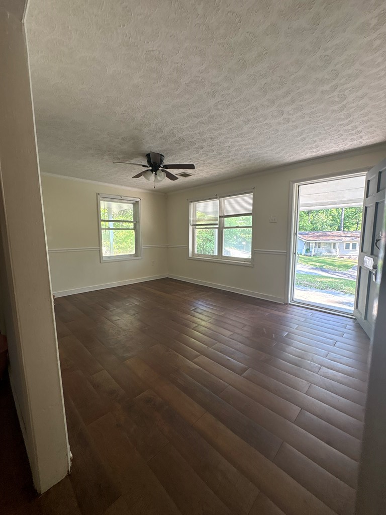 2910 Beech Street Columbus, GA 31909 - Photo 5 of 24 an empty room with windows