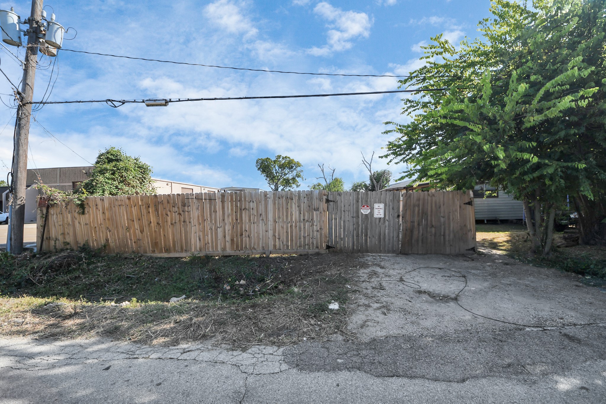5717 Centralcrest Street Houston, TX 77092 - Photo 8 of 16 a view of a backyard