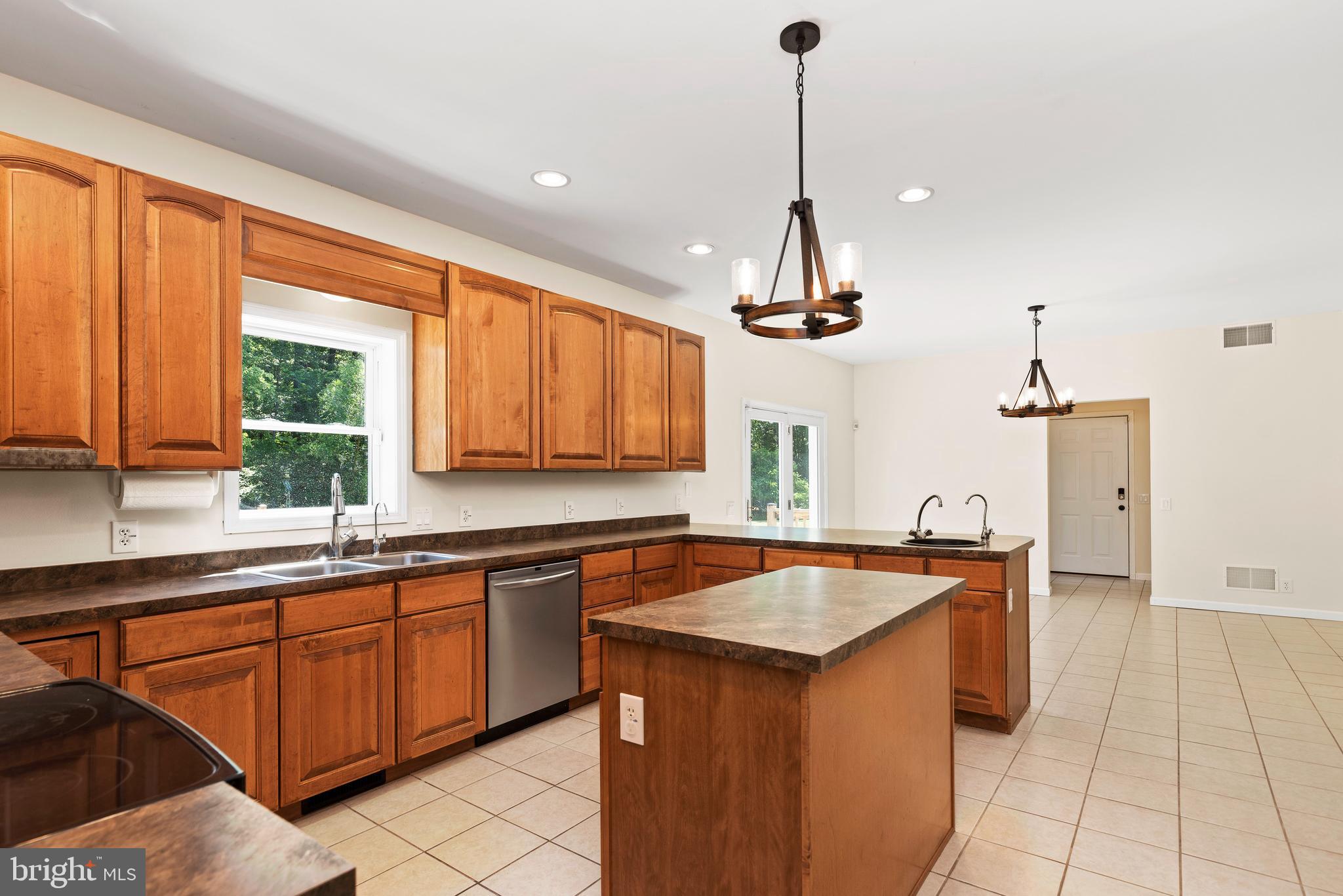 468 Ridge Road Lewisberry, PA 17339 - Photo 5 of 33 Kitchen
