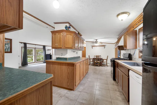 $204,000 | 46 South Delmar Court, Hebron, IN 46341