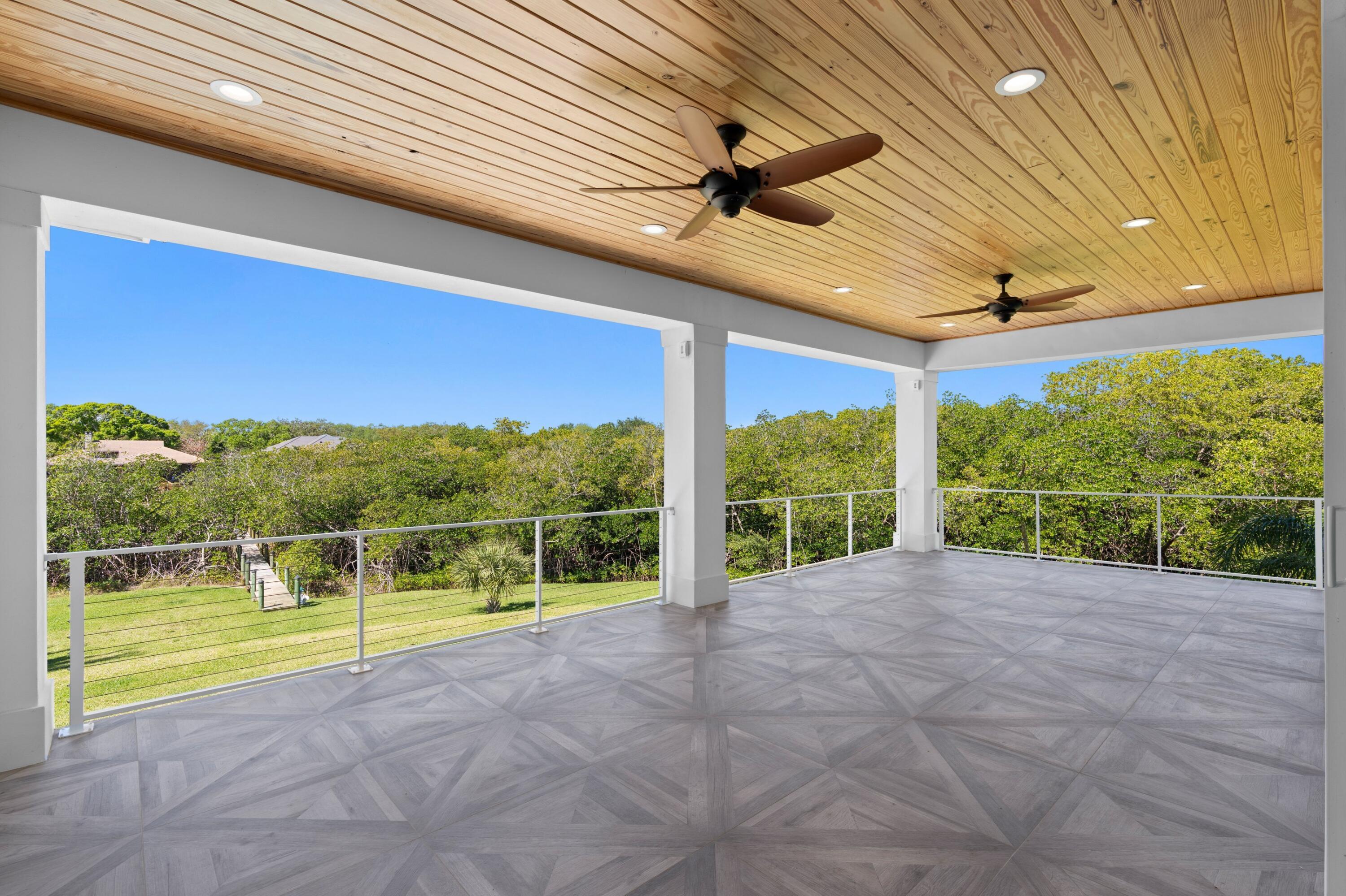 10420 Southeast Ridgeview Circle Jupiter, FL 33469 - Photo 40 of 46 40