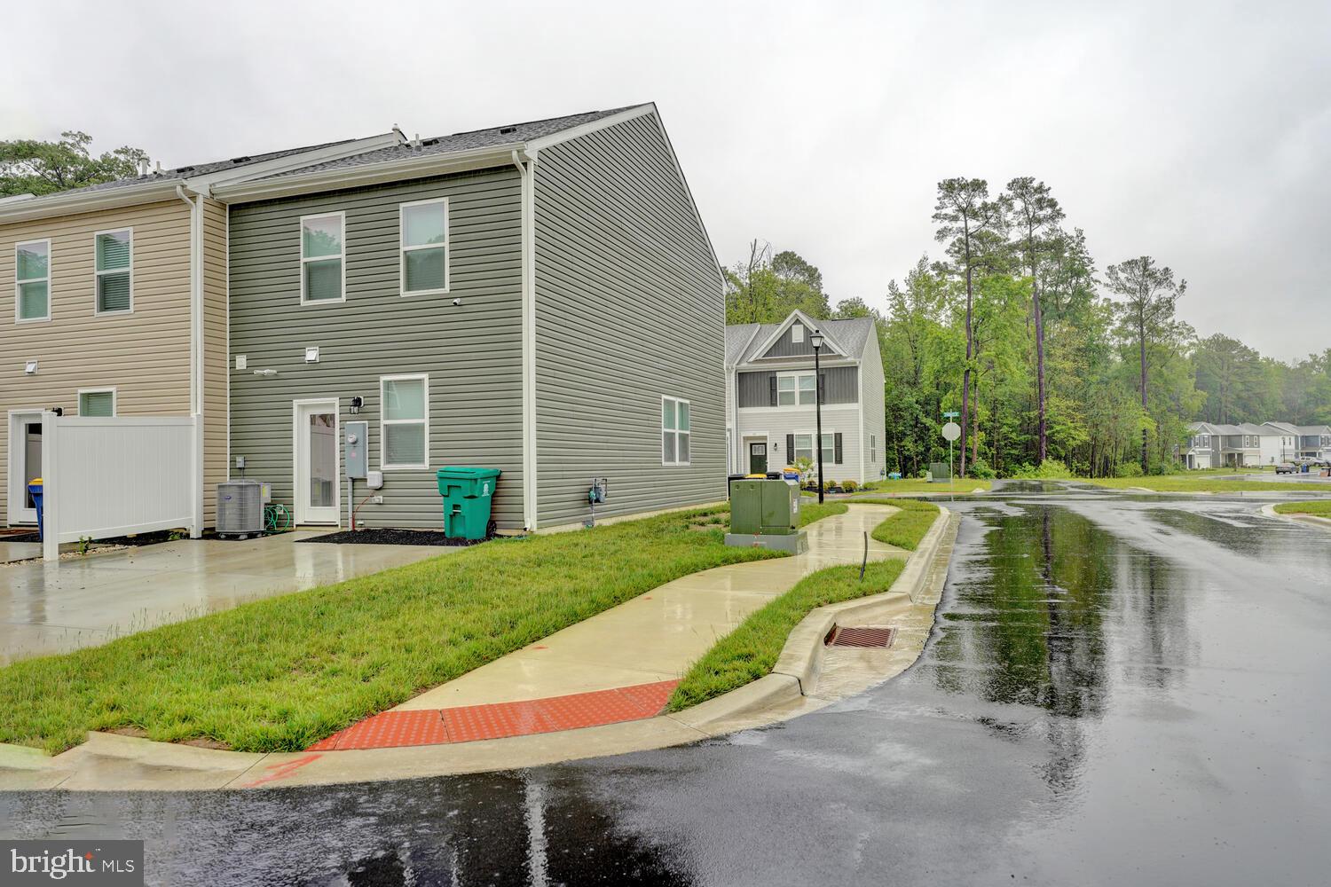 21 Crowberry Drive Magnolia, DE 19962 - Photo 37 of 38 a view of a house with a swimming pool