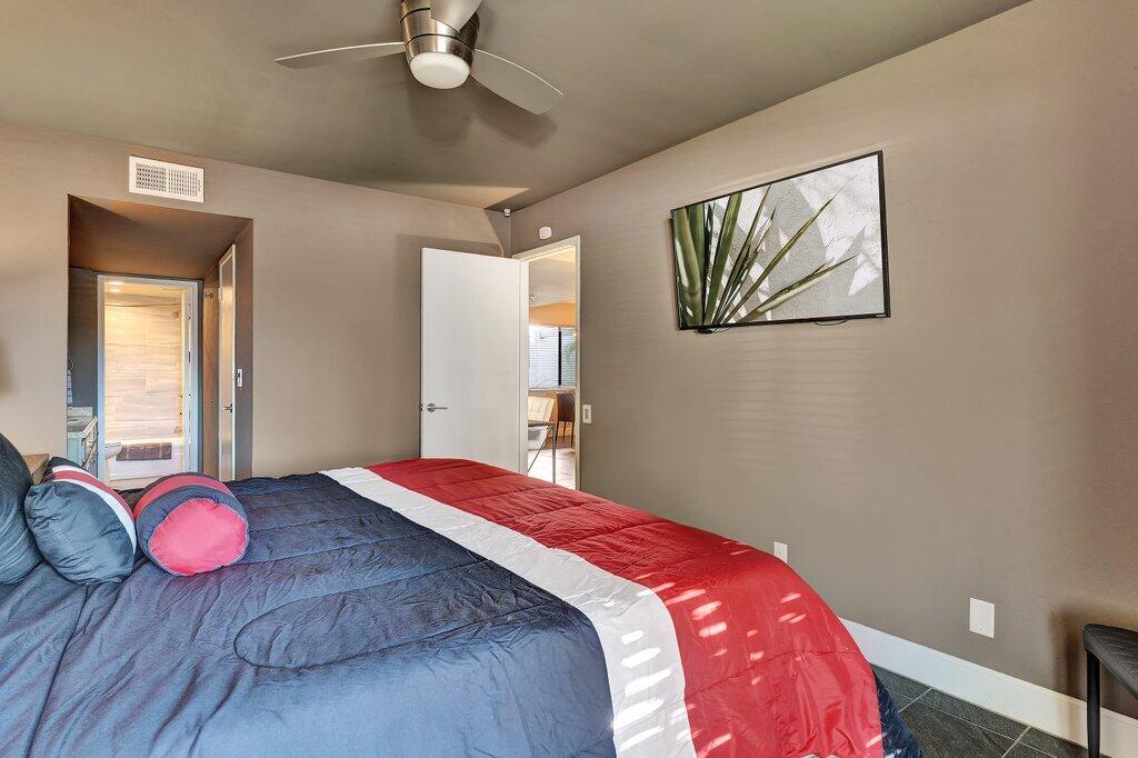 1050 Ramon Road, Unit 3 Palm Springs, CA 92264 - Photo 13 of 28 _DSC1211.jpg-SMALL