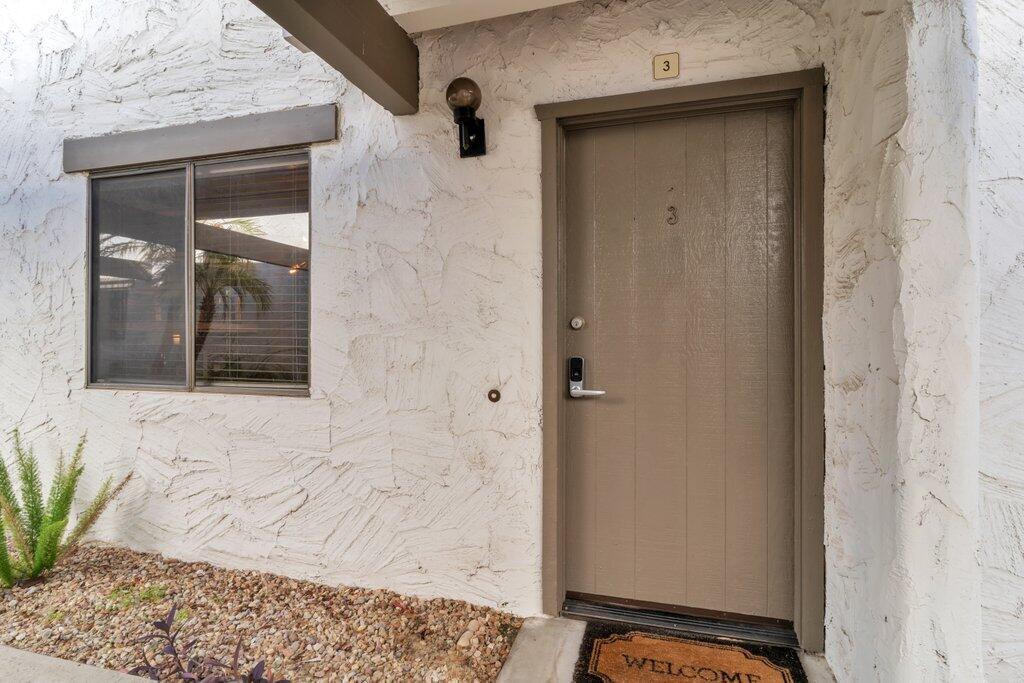 1050 Ramon Road, Unit 3 Palm Springs, CA 92264 - Photo 2 of 28 _DSC1148.jpg-SMALL