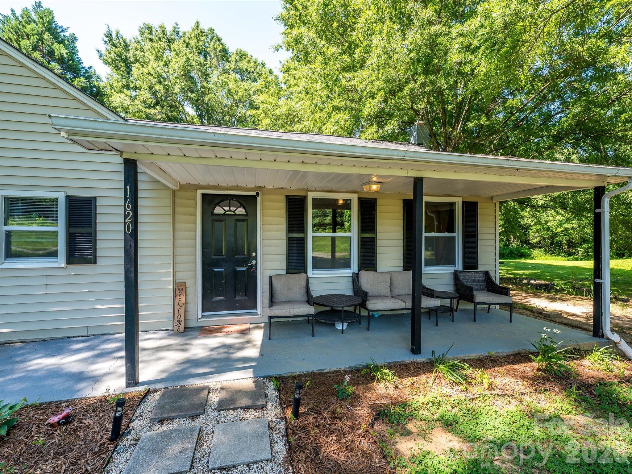 1620 Blueberry Street Mount Pleasant, NC 28124 - Photo 2 of 36