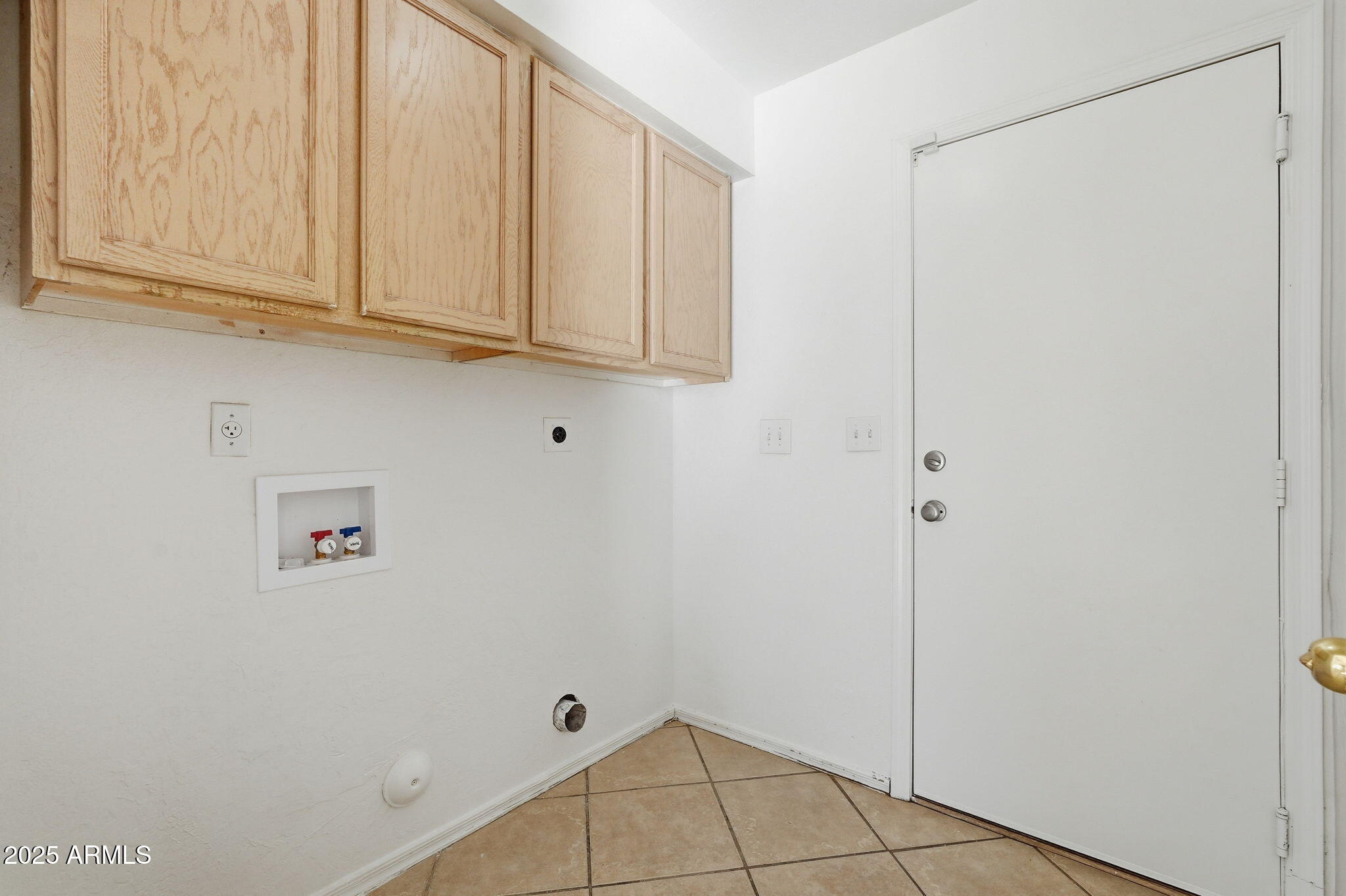 2061 East Appaloosa Road Gilbert, AZ 85296 - Photo 29 of 37 a view of an empty room