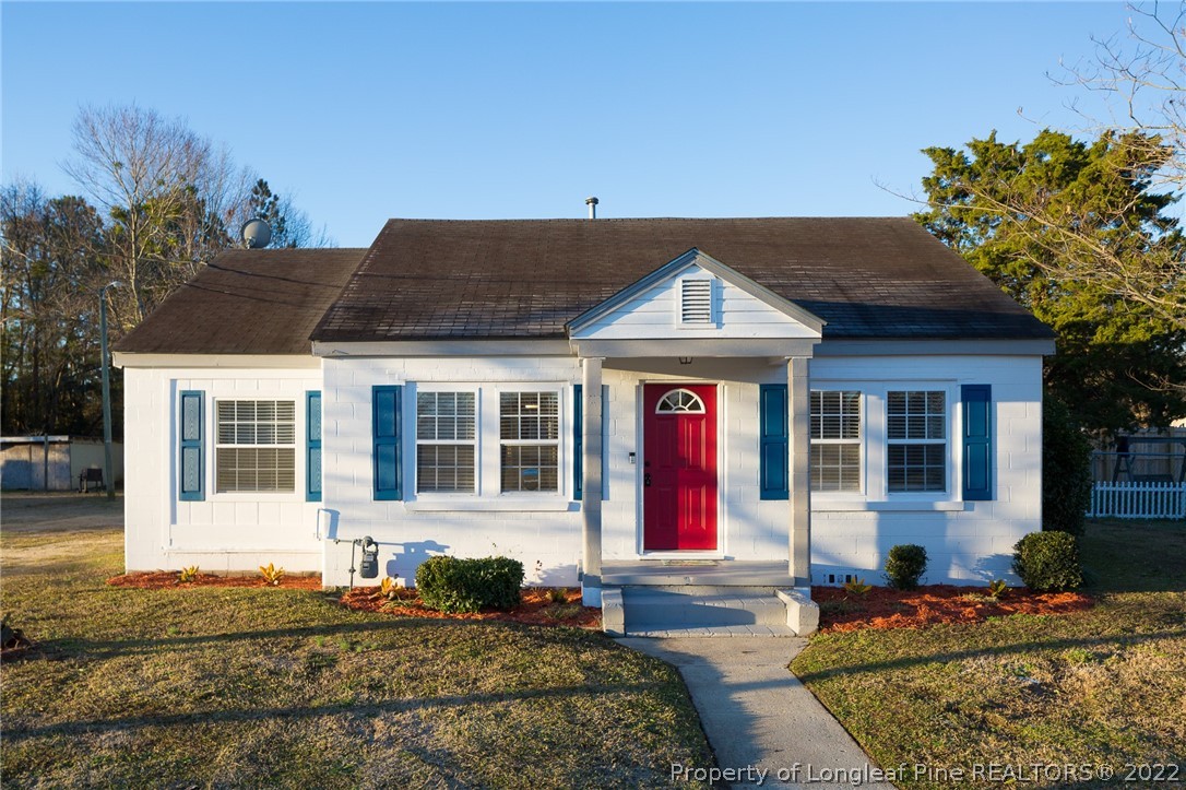 308 Lucas Road Dunn, NC 28334 - Photo 1 of 36 Gallery Image 1