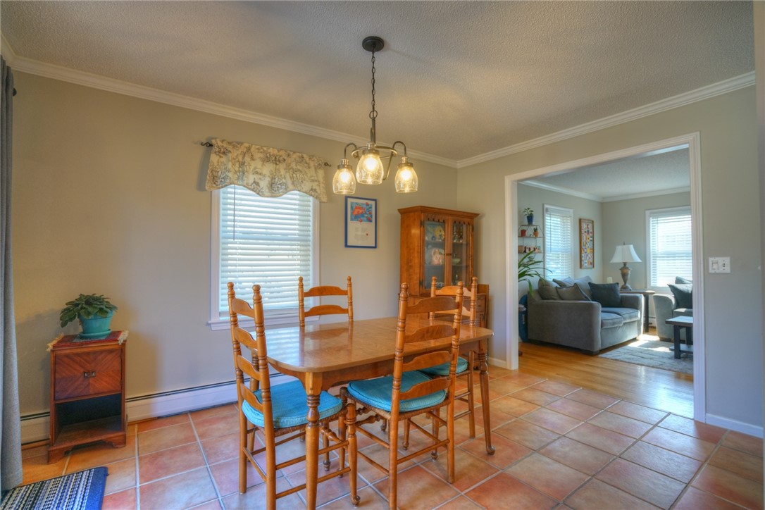 44 Springbrook Road Westerly, RI 02891 - Photo 4 of 27