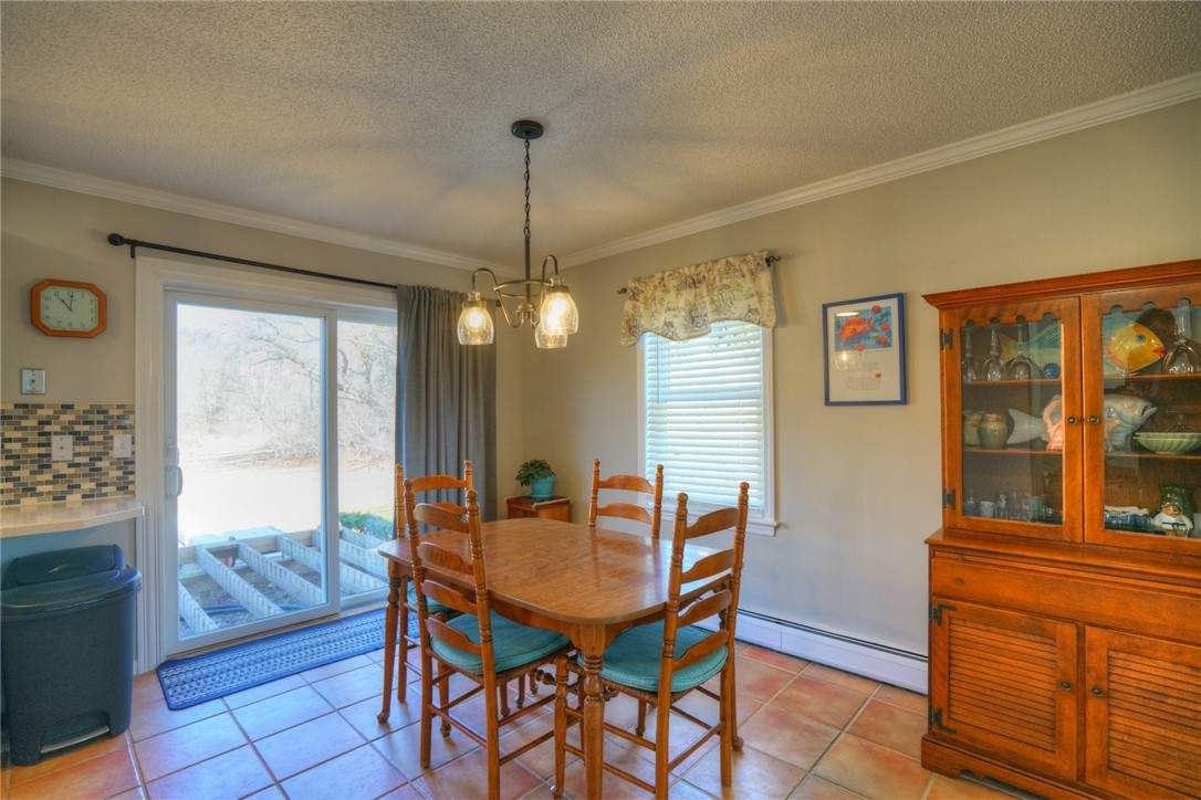 44 Springbrook Road Westerly, RI 02891 - Photo 5 of 27