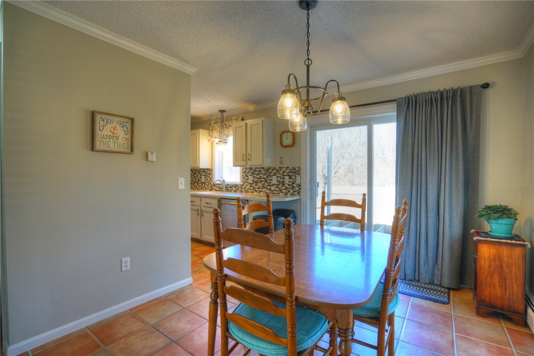 44 Springbrook Road Westerly, RI 02891 - Photo 6 of 27