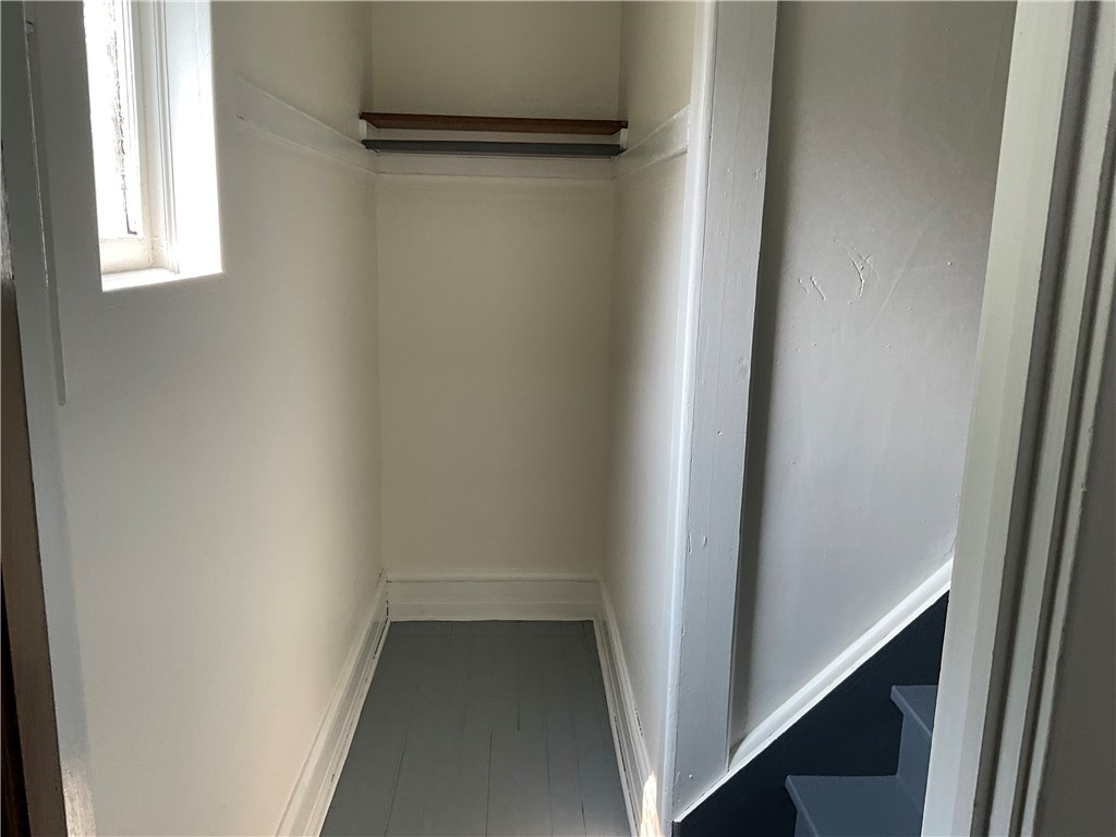 272 Emerson Street Rochester, NY 14613 - Photo 14 of 32