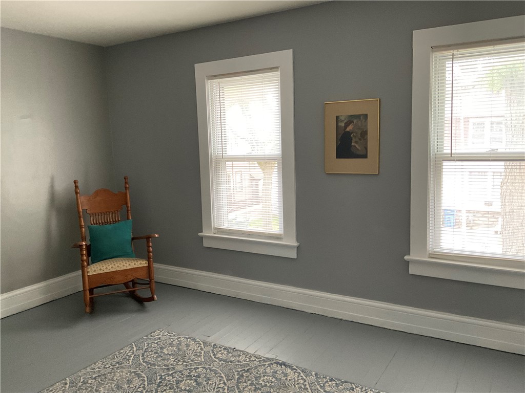 272 Emerson Street Rochester, NY 14613 - Photo 10 of 32